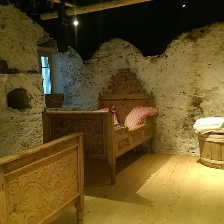 Crusch Alba Auf Der Strassenseite Sta Maria *