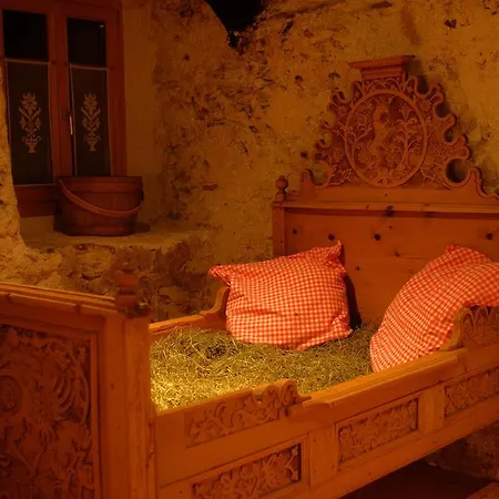 Crusch Alba Auf Der Strassenseite Sta Maria サンタ・マリア・ヴァル・ミュシュタイアー