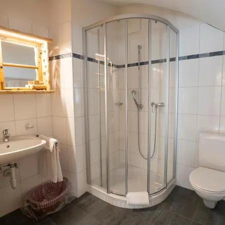 Διαμέρισμα Crusch Alba Auf Der Strassenseite Sta Maria *