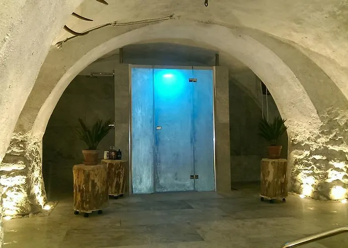 Crusch Alba Auf Der Strassenseite Sta Maria