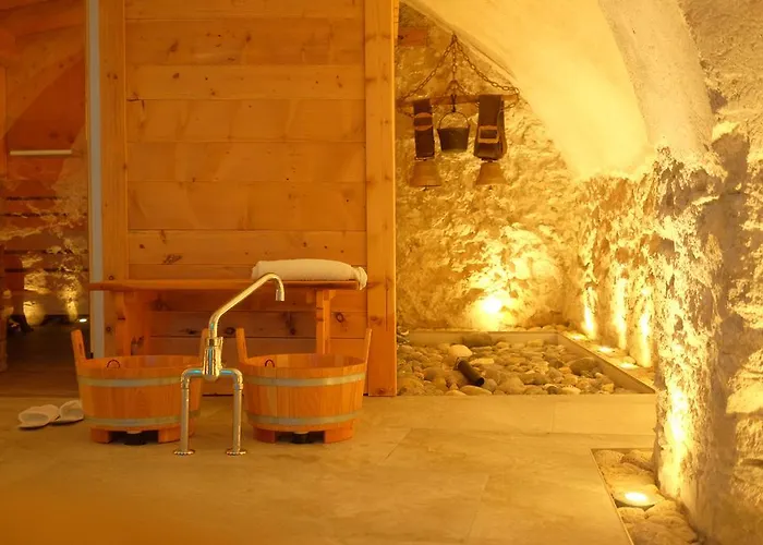 Crusch Alba Auf Der Strassenseite Sta Maria