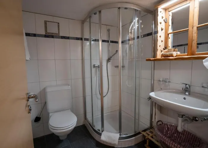 Crusch Alba Auf Der Strassenseite Sta Maria Sta Maria Val Müstair