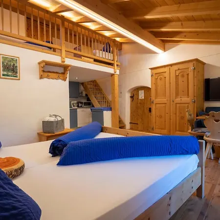Crusch Alba Auf Der Strassenseite Sta Maria Appartement Santa Maria Val Müstair
