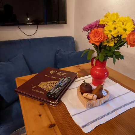 Crusch Alba Auf Der Strassenseite Sta Maria 아파트 산타 마리아 발 뮈슈테르