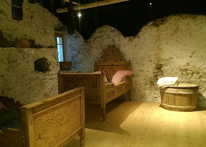 Crusch Alba Auf Der Strassenseite Sta Maria *