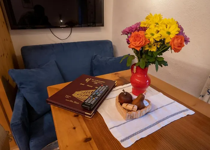 Crusch Alba Auf Der Strassenseite Sta Maria Apartman Sta Maria Val Müstair