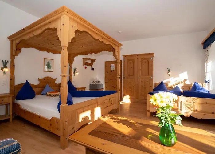 Crusch Alba Auf Der Strassenseite Sta Maria Apartman Sta Maria Val Müstair